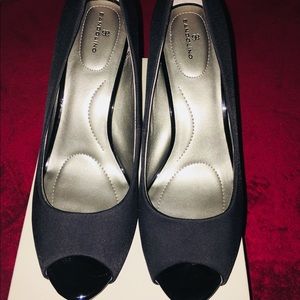Bandolino Raina Black Peep-toe Pumps 10W US